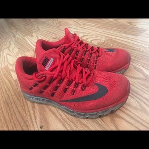 Men’s Nike AirMax shoes